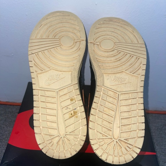 Shattered backboards air Jordan retro 1 - Picture 8 of 8